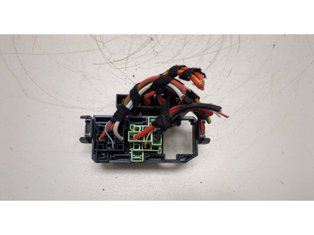 Блок реле Audi A7 2010-2014