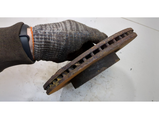 Диск тормозной Mazda CX-3 2014- передний