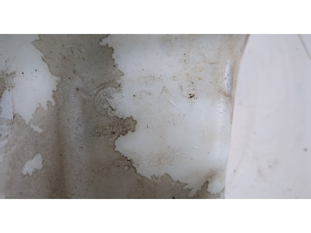 Бачок омывателя Citroen C4 2010-2020