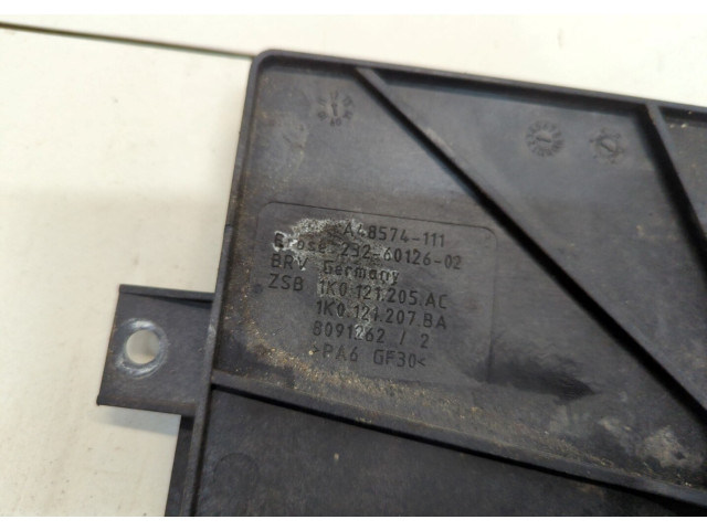 Вентилятор радиатора  Skoda SuperB 2008-2015           