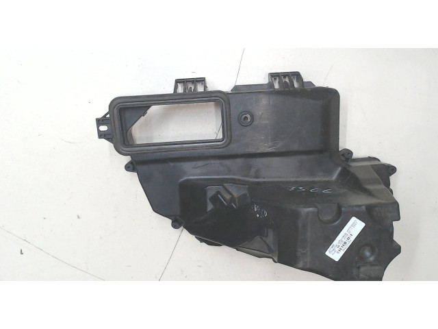 Крышка блока предохранителей  Audi A6 (C6) 2005-2011      4F2907355A     2.8