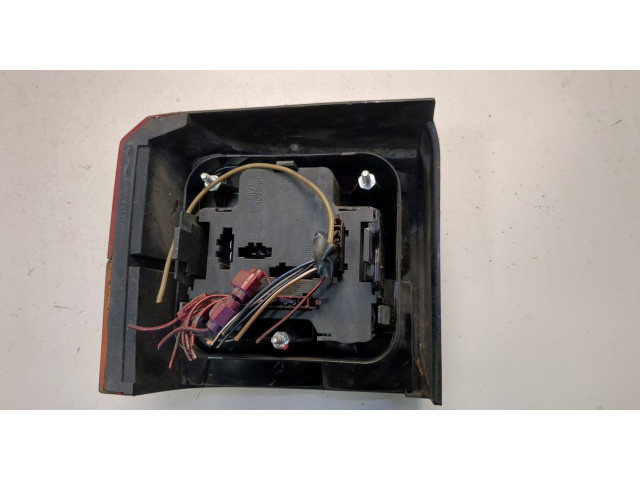 Задний фонарь