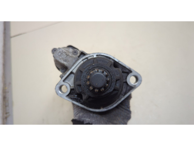 Стартер Skoda Octavia (A5) 2004-2013 02M911024