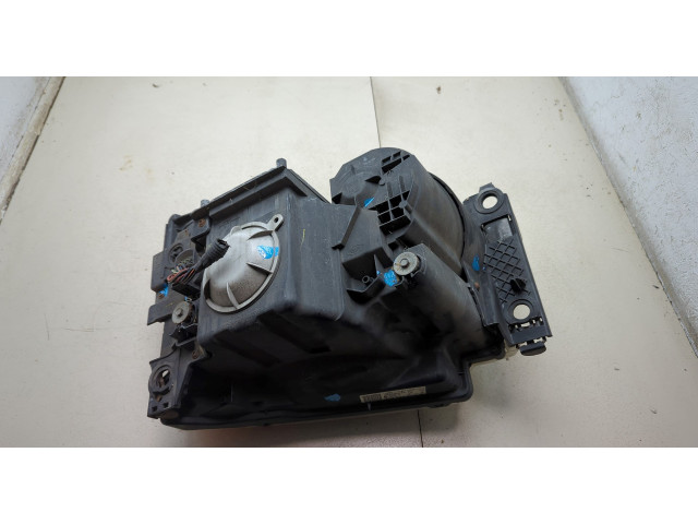 Фара передняя  Land Rover Discovery 3 2004-2009 правая 