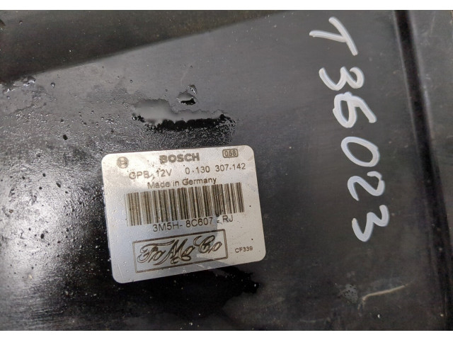 Вентилятор радиатора  Volvo V50 2007-2012    1.8 бензин       