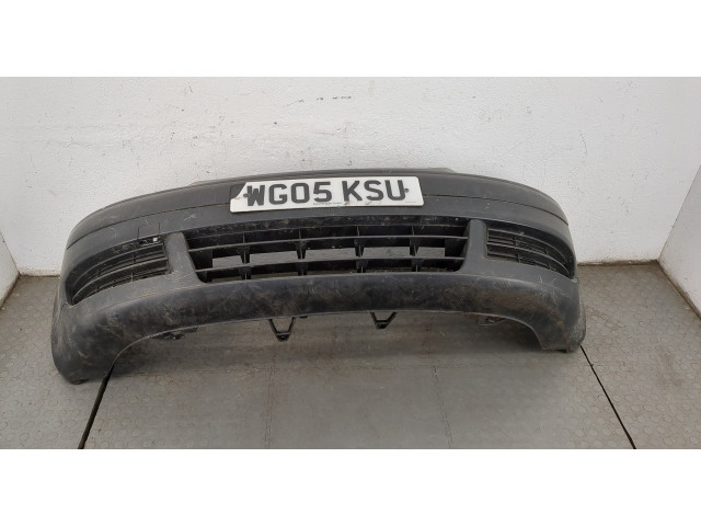 Бампер Volkswagen Caddy 2004-2010 передний