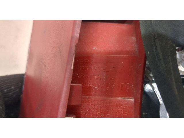 Задний фонарь          