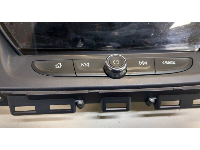 Дисплей мультимедиа  Chevrolet Blazer 2018-2023        