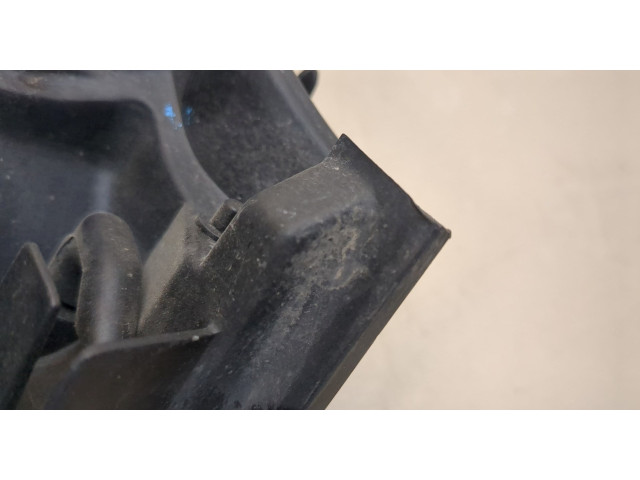 Фара передняя Mitsubishi Endeavor 2003-2011 правая