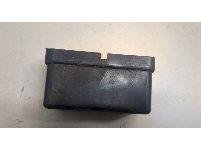 Крышка блока предохранителей Infiniti FX 2002-2009