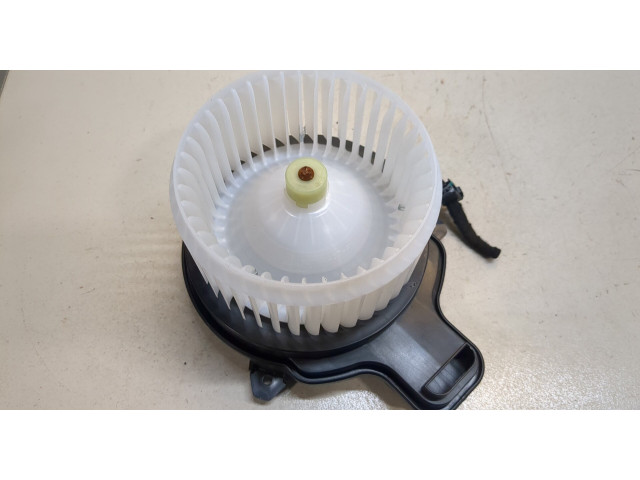 Моторчик печки  Ford Escape 2020-        