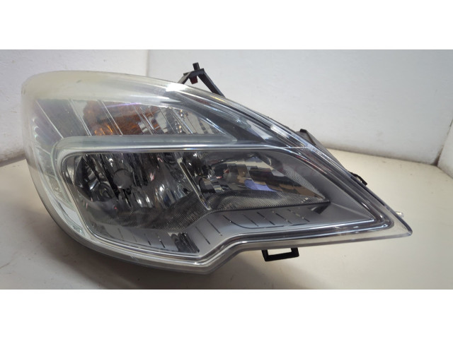 Фара передняя  Opel Meriva 2010-2018 правая 