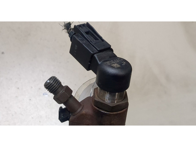 Форсунка топливная  Citroen C4 Picasso 2006-2013    1980K8     
