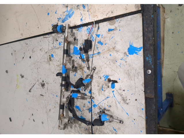 Форсунка топливная Mazda 3 (BP) 2019-2025 PE2713250, PE271315Z