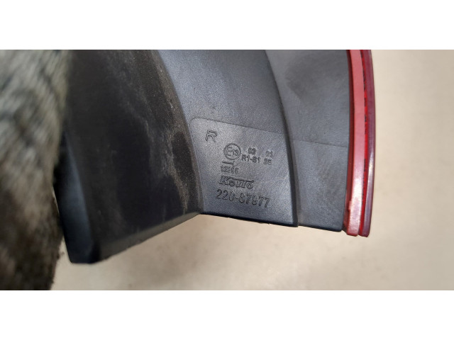 Задний фонарь     22087977     