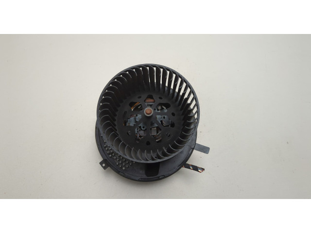 Моторчик печки Skoda SuperB 2008-2015