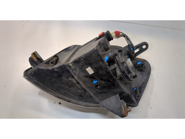 Фара передняя  Peugeot Partner 2002-2008 правая 