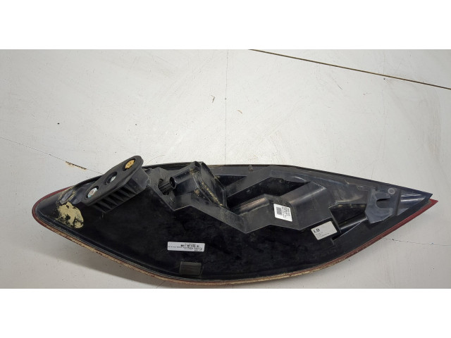 Задний фонарь