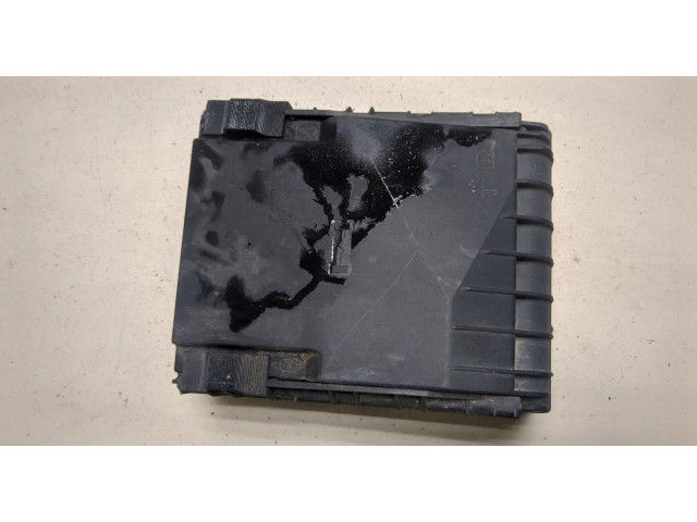 Блок предохранителей  Skoda Yeti 2009-2014         