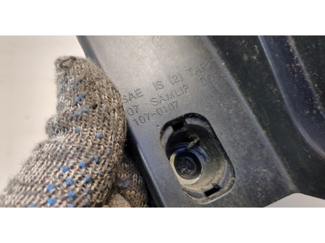 Задний фонарь          