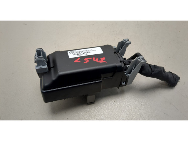 Блок предохранителей  GMC Terrain 2017-2021      22923945   