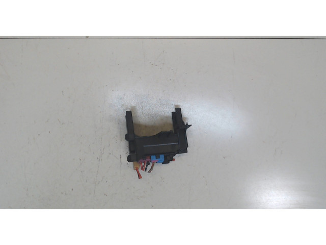 Pojistková skříňka Audi A4 (B8) 2007-2011