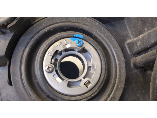 Фара передняя Mitsubishi Outlander XL 2006-2012 правая