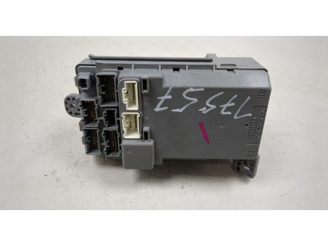 Блок предохранителей Honda Element 2002-2011 38200SCVA31