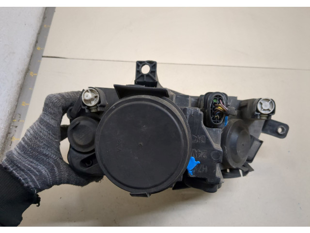 Фара передняя  Volkswagen Passat 6 2005-2010 правая 