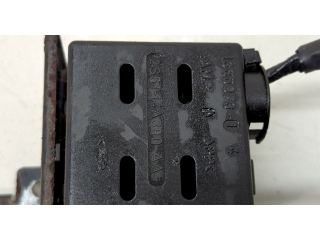 Блок реле Ford Fusion 2002-2012 2S6T14A390AA