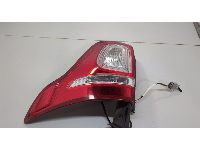 Задний фонарь BB5Z13404C