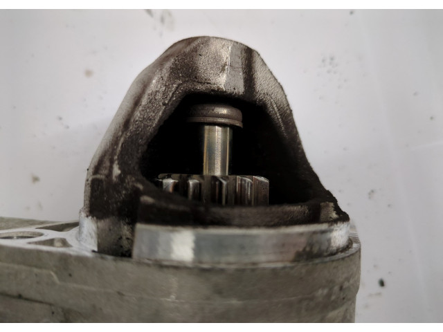 Стартер  Mercedes E W212 2009-2016 2.1     