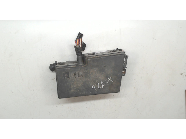 Блок предохранителей  Ford Kuga 2016-2019      AV6T14A067AD   