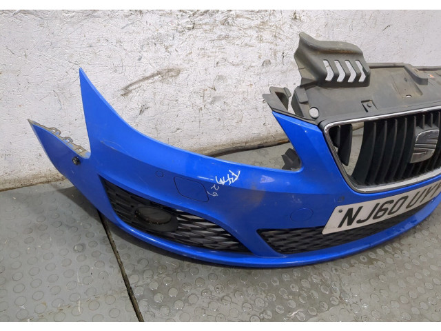 Бампер  Seat Exeo передний   3R0807217AJ