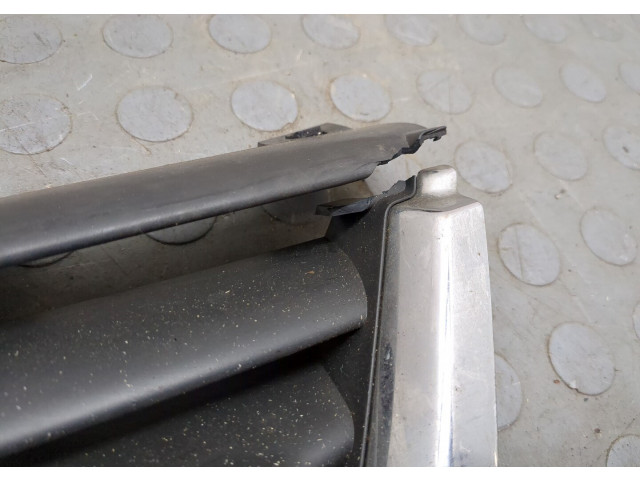 Решетка радиатора Saab 9-5 2005-2010 2.2