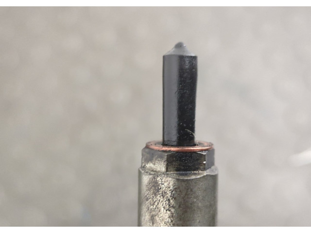 Форсунка топливная Nissan Pathfinder 2004-2014 16600EC00A