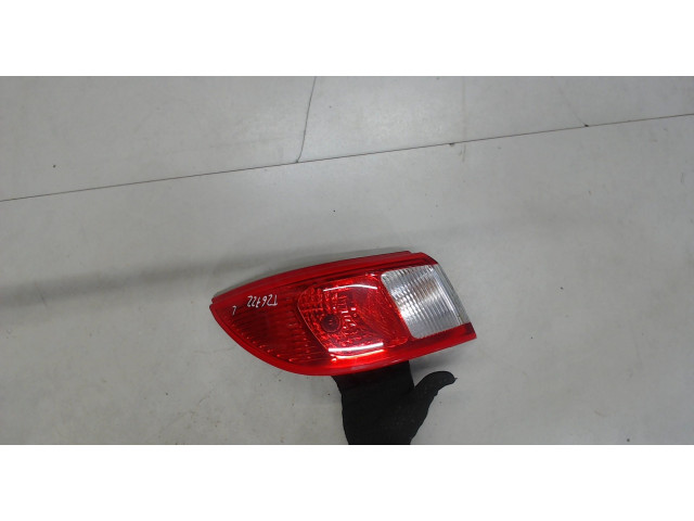 Задний фонарь MN301834 Mitsubishi Colt 2004-2008