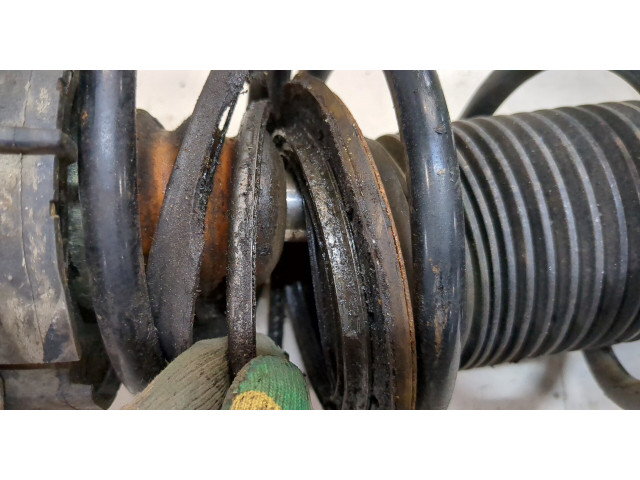 Стойка амортизатора  Skoda Octavia (A7) 2013-2017      1.6  дизель