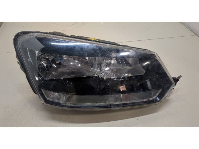 Фара передняя Skoda Yeti 2013-2018 правая