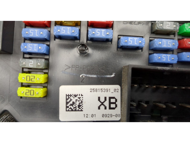 Блок предохранителей Chevrolet Tahoe 2006-2014 25815391