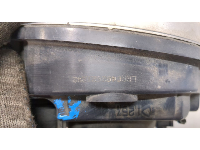 Фара передняя  Jeep Liberty 2002-2006 правая 