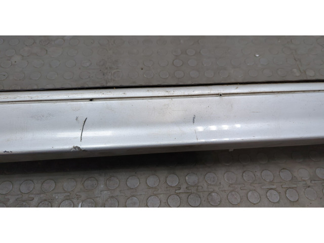 Бампер  Renault Trafic 2001-2014 задний   