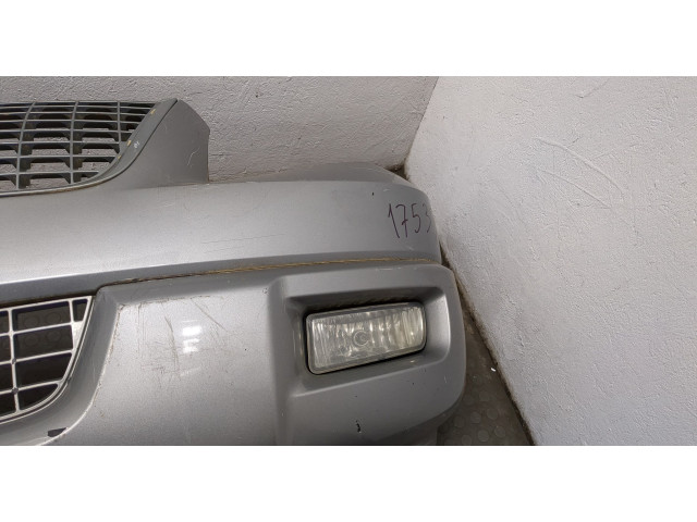 Бампер Ford Expedition 2002-2006 передний 4L1Z17D957HAA