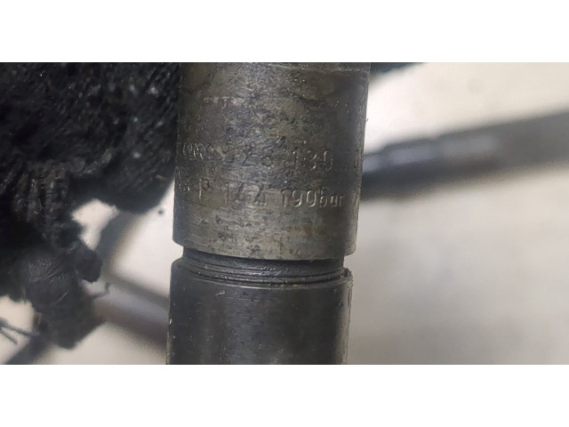 Форсунка топливная  Volkswagen Passat 5 1996-2000         