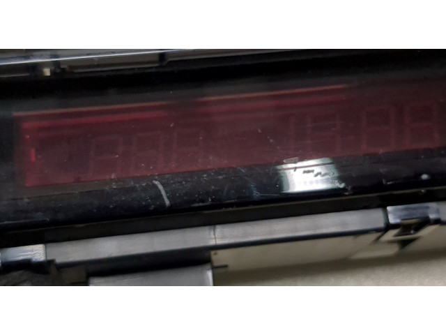 Дисплей бортового компьютера Toyota Sequoia 2008-