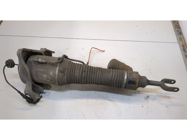 Стойка амортизатора  Volkswagen Phaeton 2002-2010      