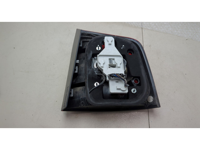 Задний фонарь 1Z9945111A