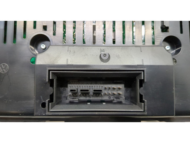 Панель приборов  Volkswagen Passat 6 2005-2010       3C0920970R     