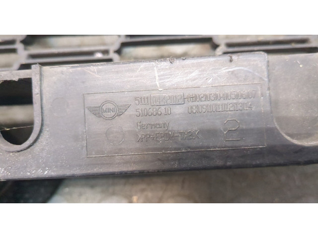 Решетка радиатора  Mini Cooper (R56/R57) 2006-2013          