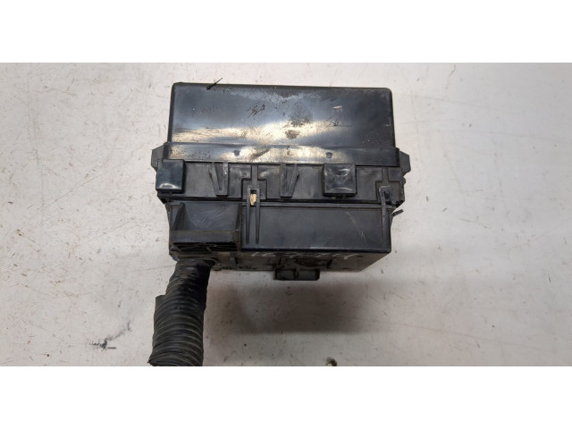 Блок предохранителей  Infiniti QX56 2010-2013         